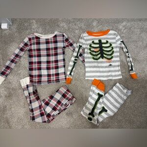 Little boy holiday pajamas size 6 pajama sets skeleton Halloween pajamas
